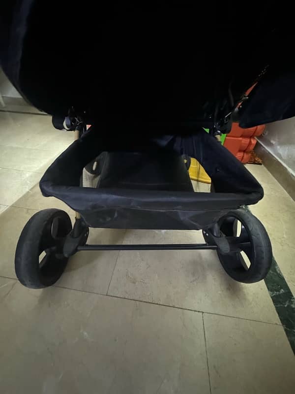 folable baby pram just like brand new 2