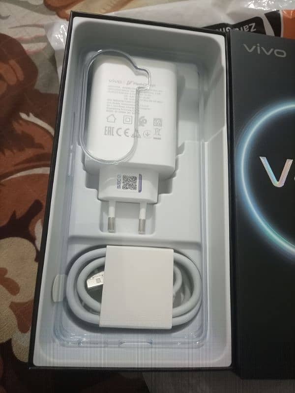 vivo V40e new phone 1