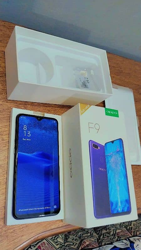 OPPO F9 (4GB-64GB) 2