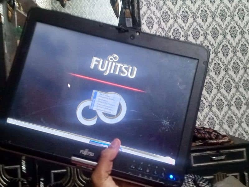 Fujitsu laptop: core i3 best laptop 2