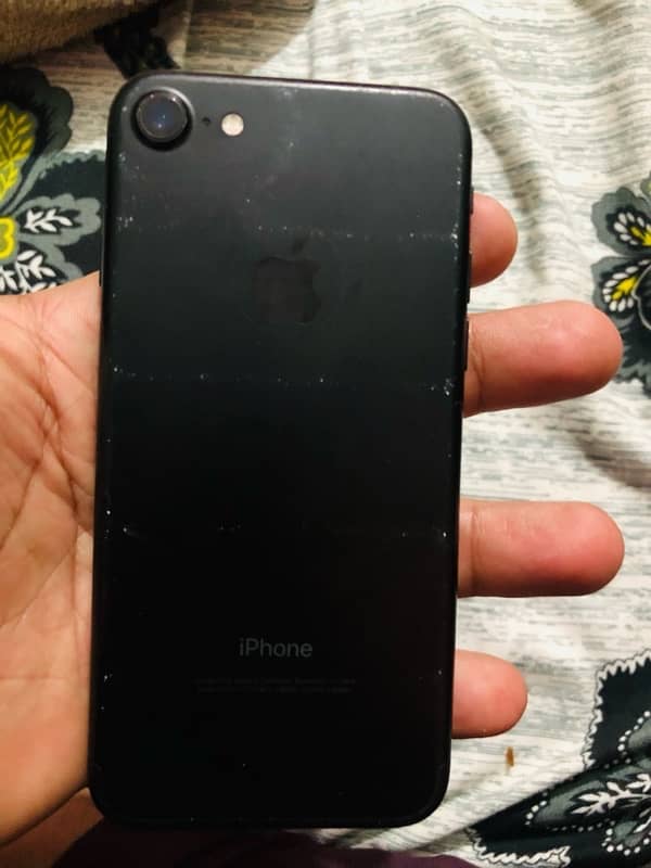 iphone 7 all ok urgent sale  32 gb83 batteryhealth whatapp 03212541011 1