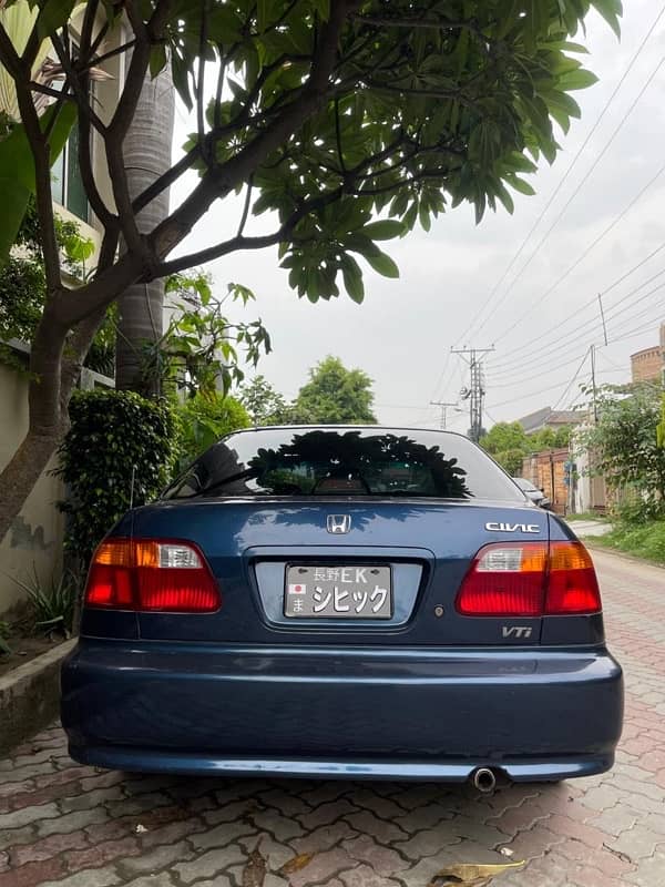 Honda Civic EXi 2000 4