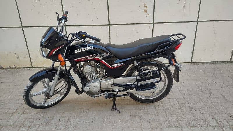 Suzuki GD 110S Karachi number 5