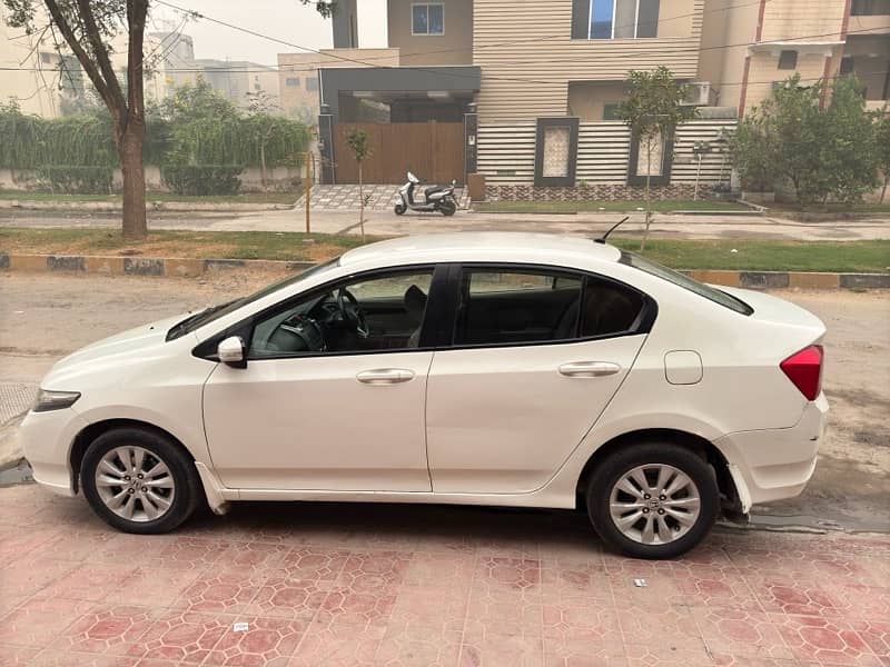 Honda City Aspire 2015 3