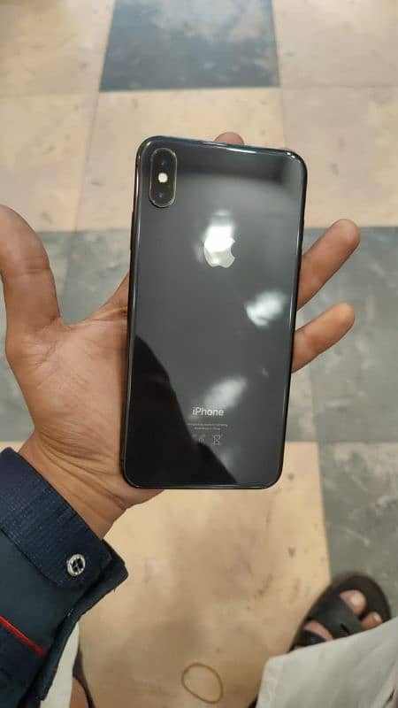 iphone xs max pta 64Gb 83% 0