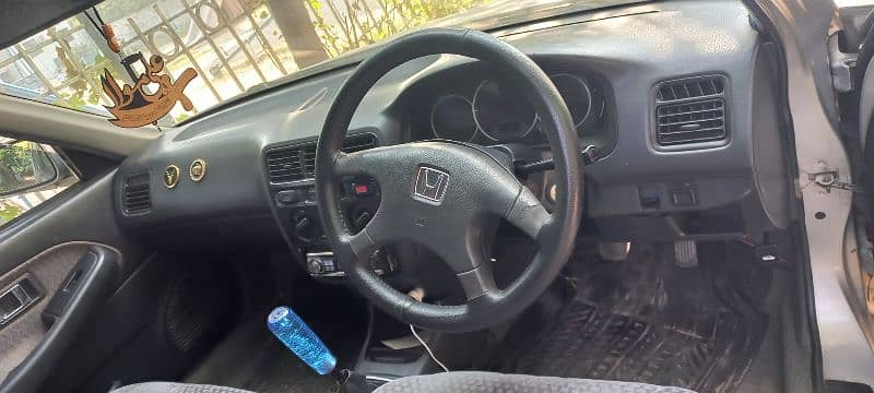 Honda Civic EXi 2002 4