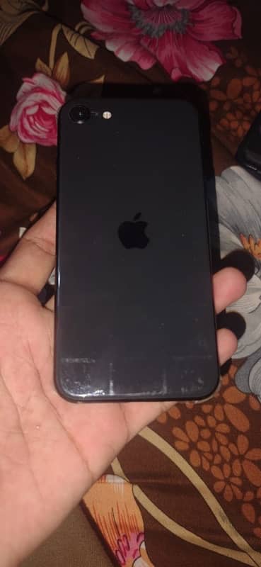 IPhone SE 2020 0