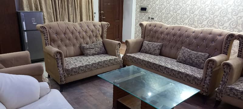 2 bed rom ful furnished safe & scour coupel allow bahria Town 9