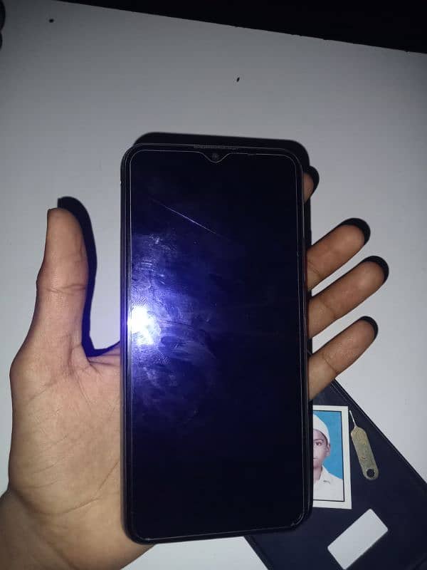 vivo y17 (6gb + 128gb) in very good condition 2