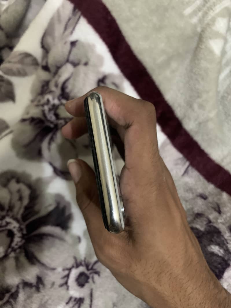 Iphone x (Pta Appeared) 5