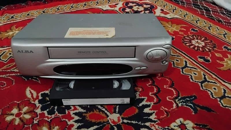 Sony Toshiba matsu Bush vcr ok and good condition full working 2