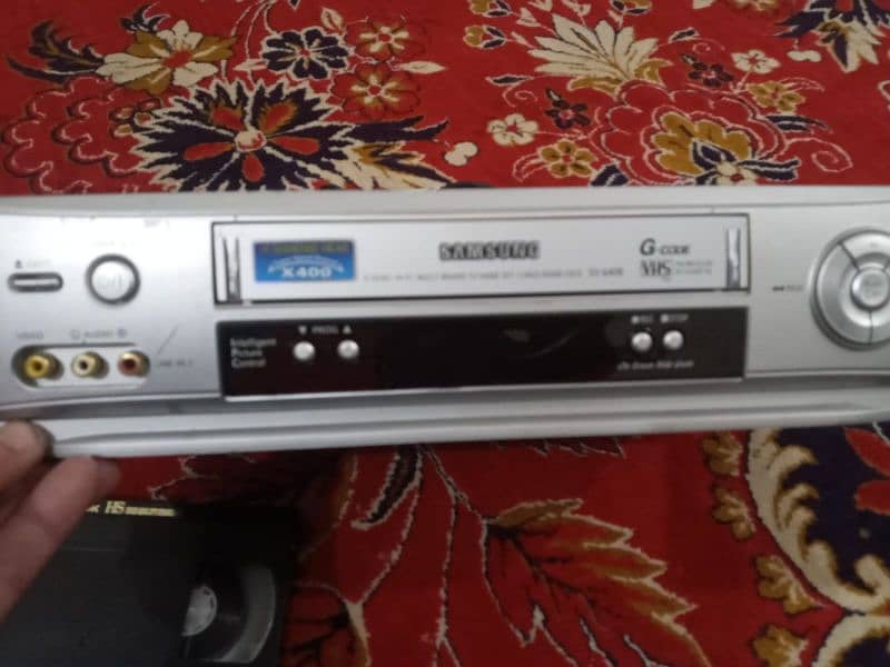 Sony Toshiba matsu Bush vcr ok and good condition full working 6