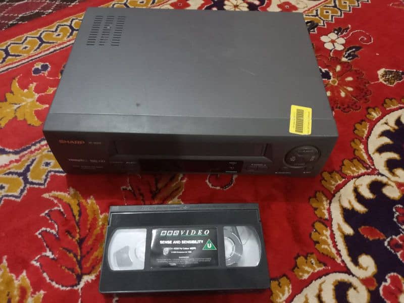 Sony Toshiba matsu Bush vcr ok and good condition full working 8