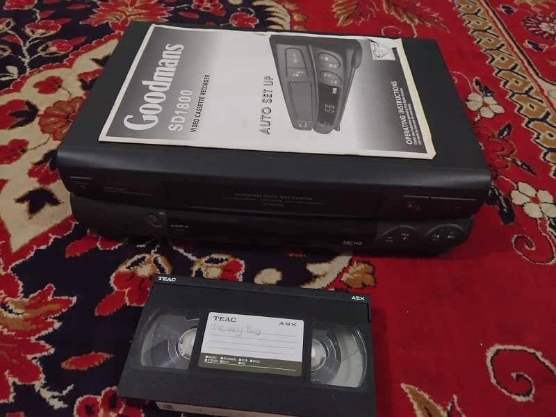 Sony Toshiba matsu Bush vcr ok and good condition full working 15