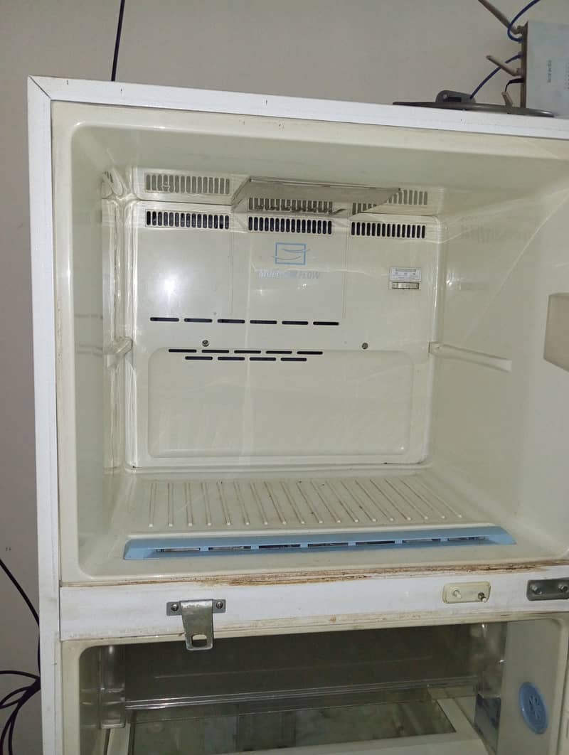 LG No frost Refrigerator 4