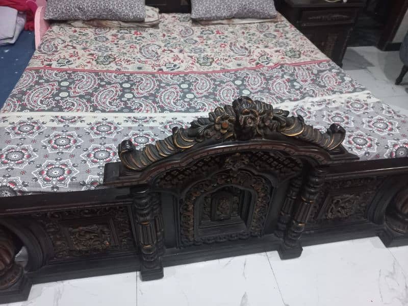 wooden bed 1