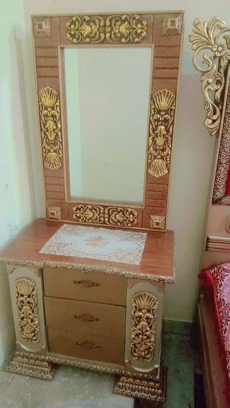 chanyoti King size bad side table and dressing for sale 0311-1270023 2