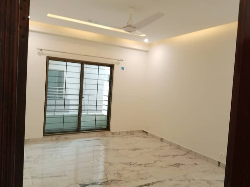 1 bad 10 Marla upper portion available for rent in Punjab coop housing society 1