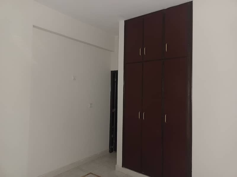 3 Bed Apartment Available For Sale In D17 Paradise 8