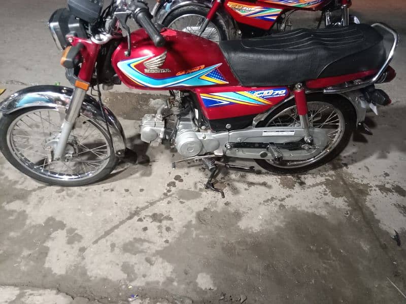 Honda 70 2019 madal Lahore number 0