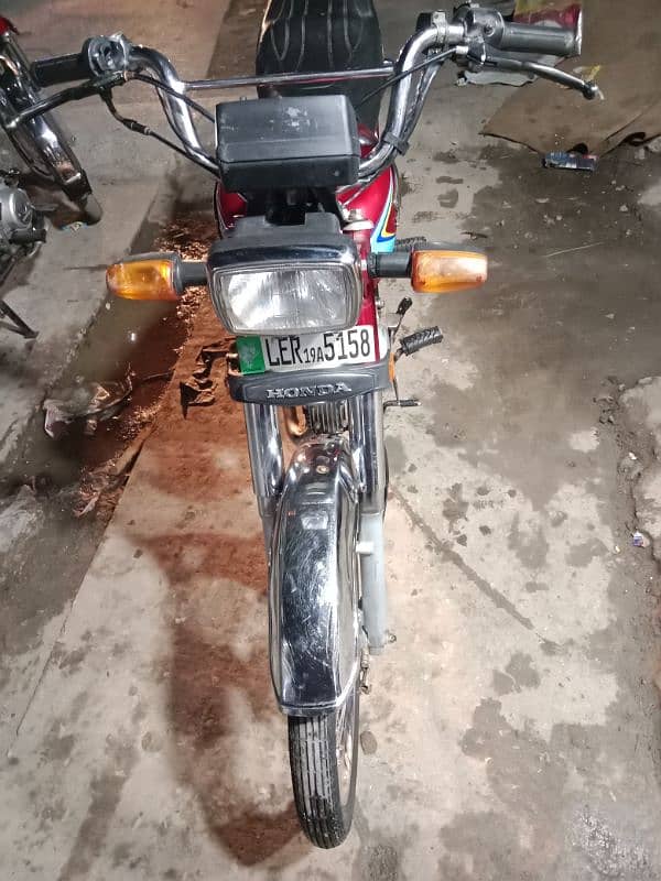 Honda 70 2019 madal Lahore number 1