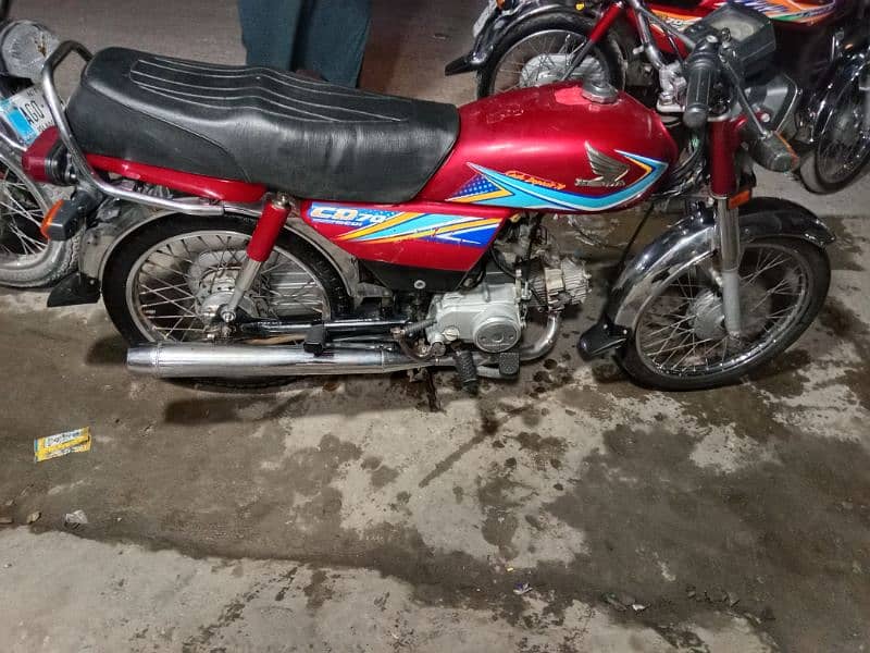 Honda 70 2019 madal Lahore number 6