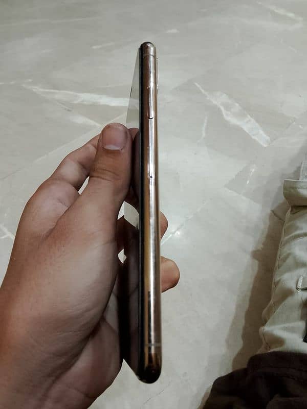 iphone xs max non approved 3