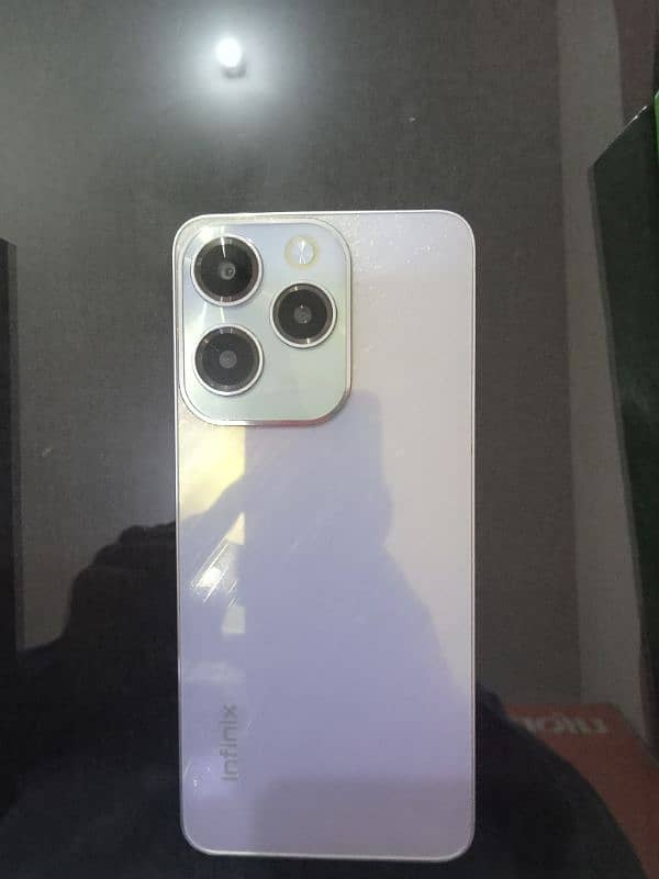 Infinix hot 40 pro 8+8gb 256 0