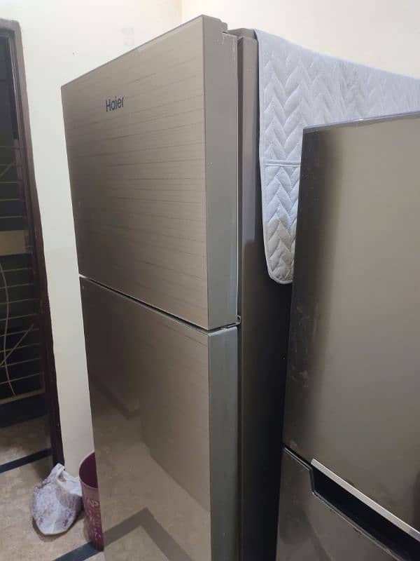 Haier medium fridge 0