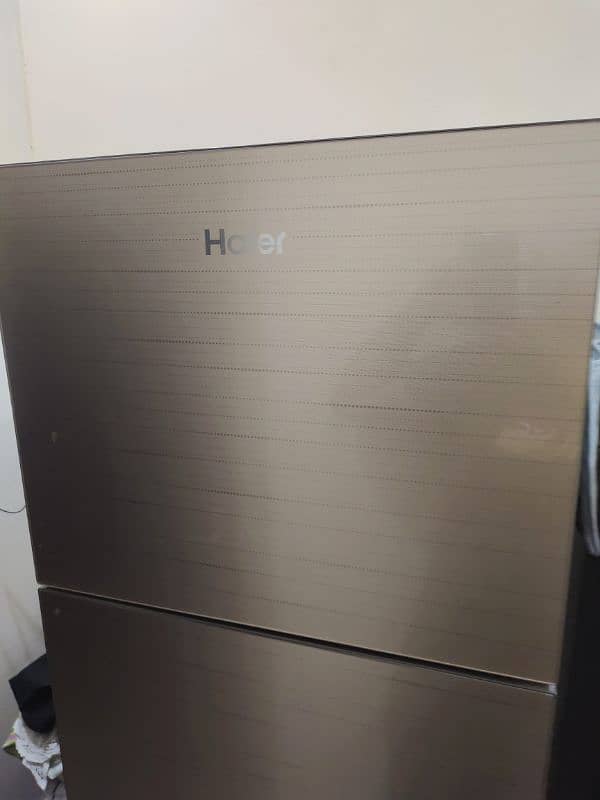 Haier medium fridge 1