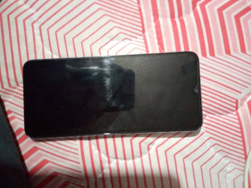 I m selling my home used infinix hot 10 play phone 1