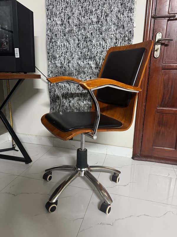 wooden office chair 1