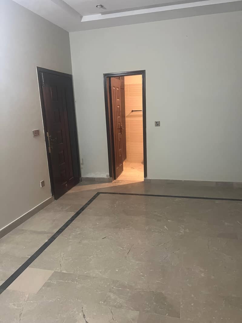 8 Marla Independent Single Storey House For Rent In Military Accounts Society College Road Lahore Near Wapda Town 6