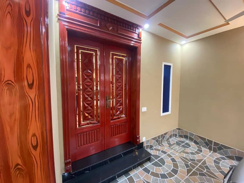 8 Marla Double Stroy ( Semi Furnished) Brand new Spanish house for sale, A+ Material used, Very Reasonable Price, Near Masjid Park and Main road 2