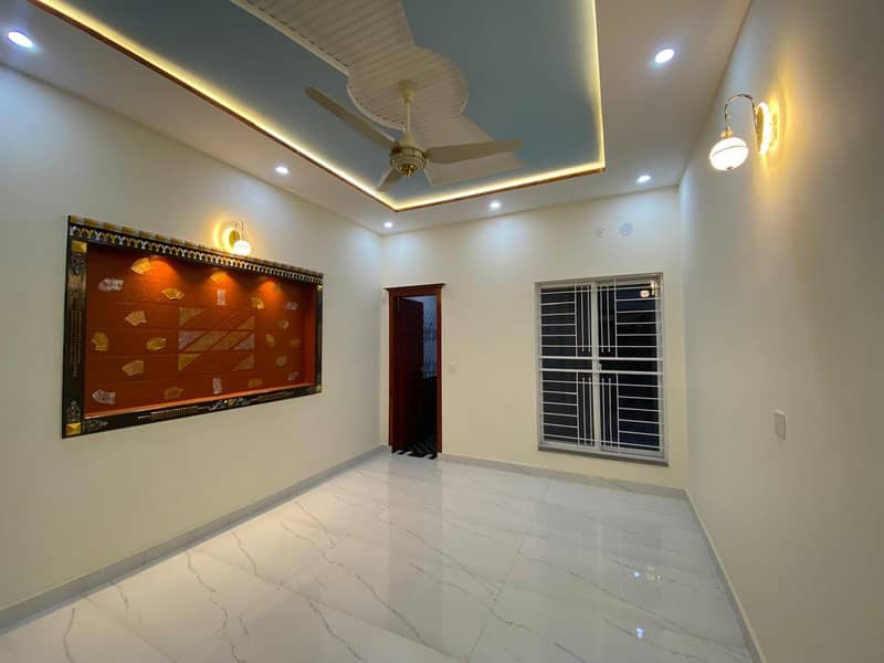 8 Marla Double Stroy ( Semi Furnished) Brand new Spanish house for sale, A+ Material used, Very Reasonable Price, Near Masjid Park and Main road 8