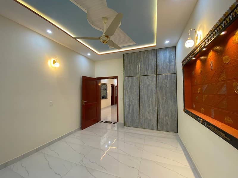 8 Marla Double Stroy ( Semi Furnished) Brand new Spanish house for sale, A+ Material used, Very Reasonable Price, Near Masjid Park and Main road 17