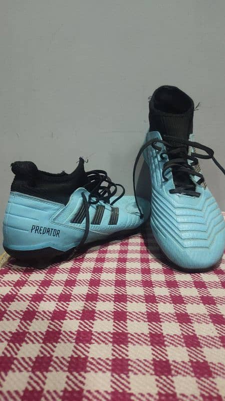 Football kit shoes 10.5 UK 1