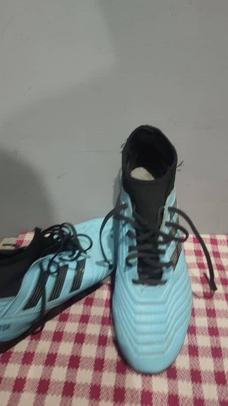 Football kit shoes 10.5 UK 2