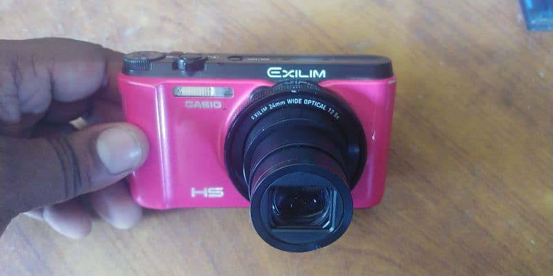 Best for Vlogs - casio exilim zr1200 1