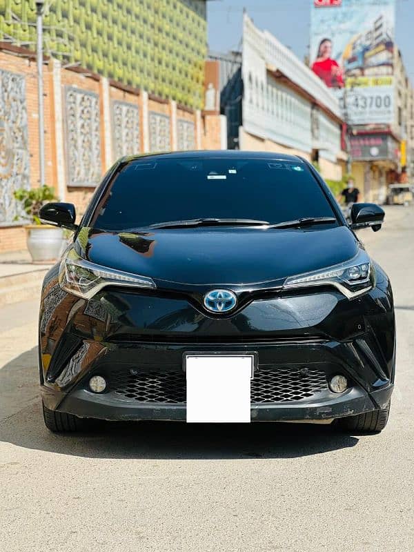 Toyota C-HR 2017 G Led B2B Orignal Black Colour 0