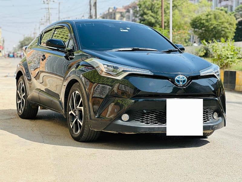 Toyota C-HR 2017 G Led B2B Orignal Black Colour 2