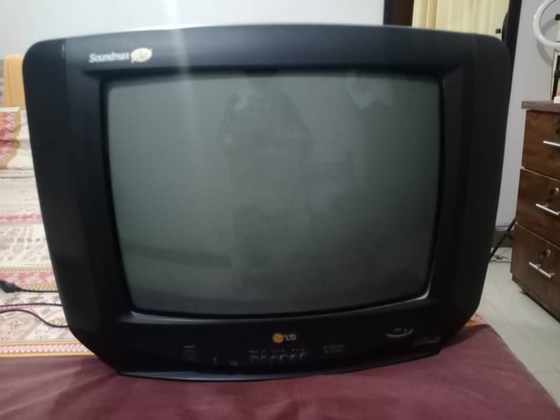 LG TV for sale 0