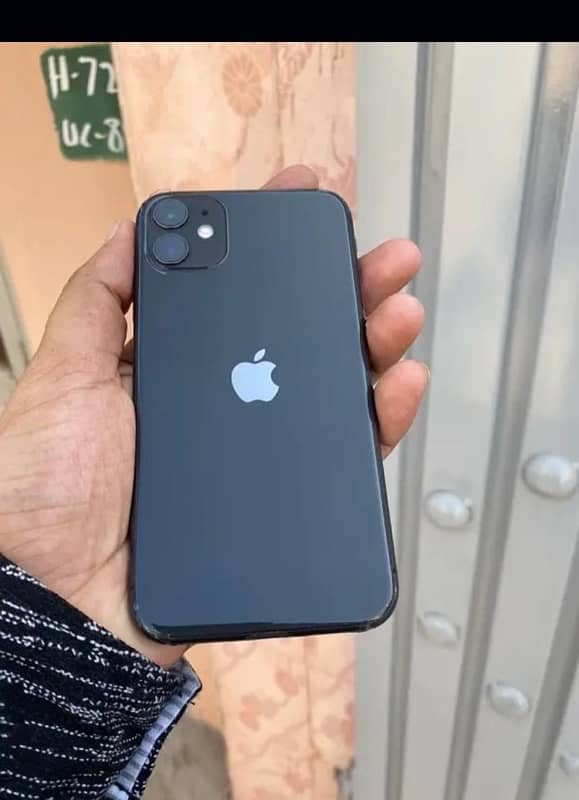 iphone 11 64 gb jv with apple warranty 5months 0