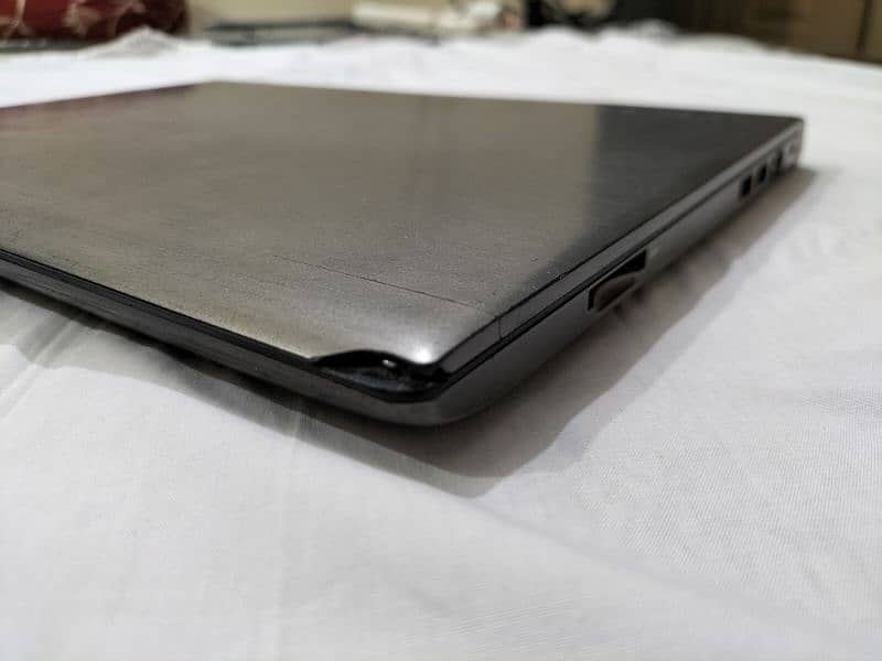 Toshiba laptop Core i7-5th generation 9