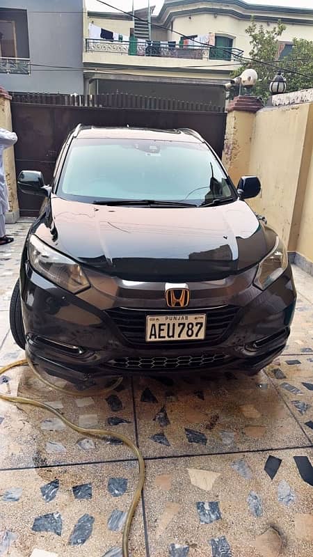 Honda Vezel 2016 1