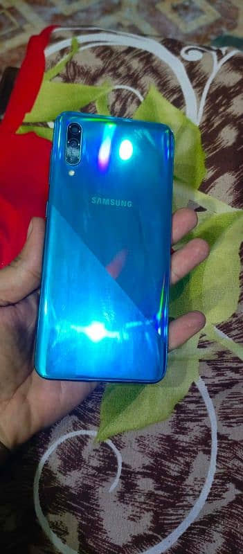 Samsung A30s 6