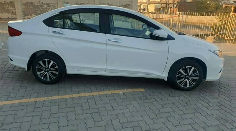 Honda City Aspire 2024 1