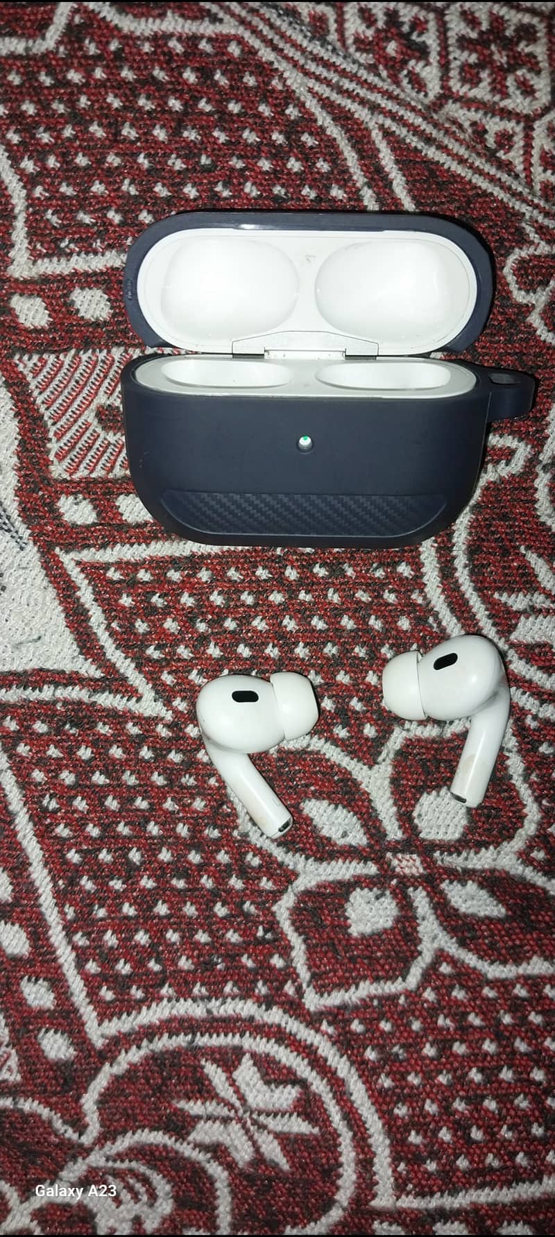 Apple airpods pro 2 generation original condition 10by 10 A2968 model 0