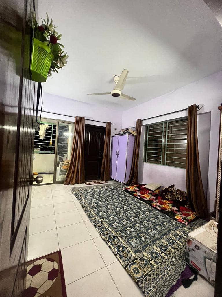 2BED DD GOLDLINE FLAT FOR SALE IN GULISTAN E JAUHAR BLOCK 16-A 8