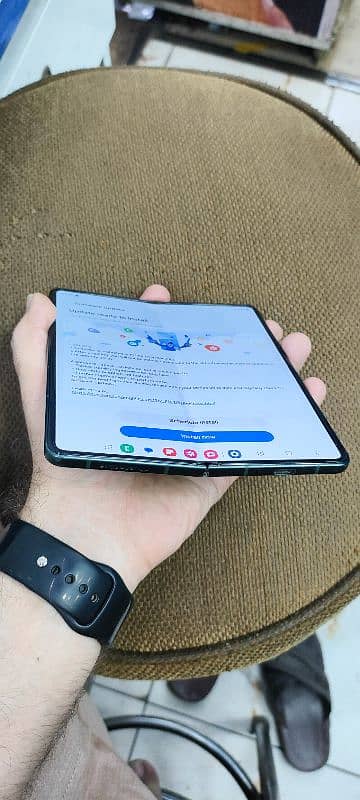 Samsung galaxy Fold 3 6